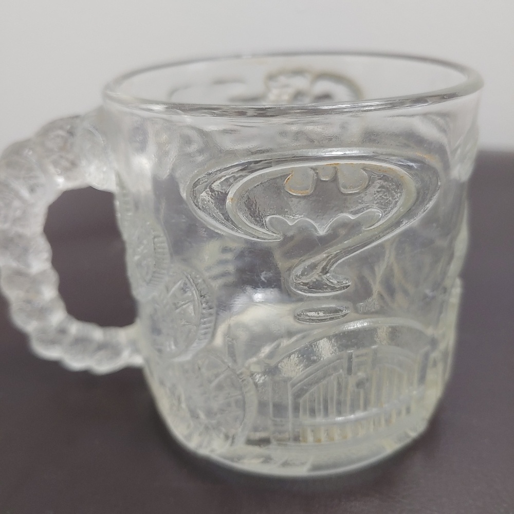 Batman Forever McDonalds Etched Glass Cup 1995 Made in France Two Face R…